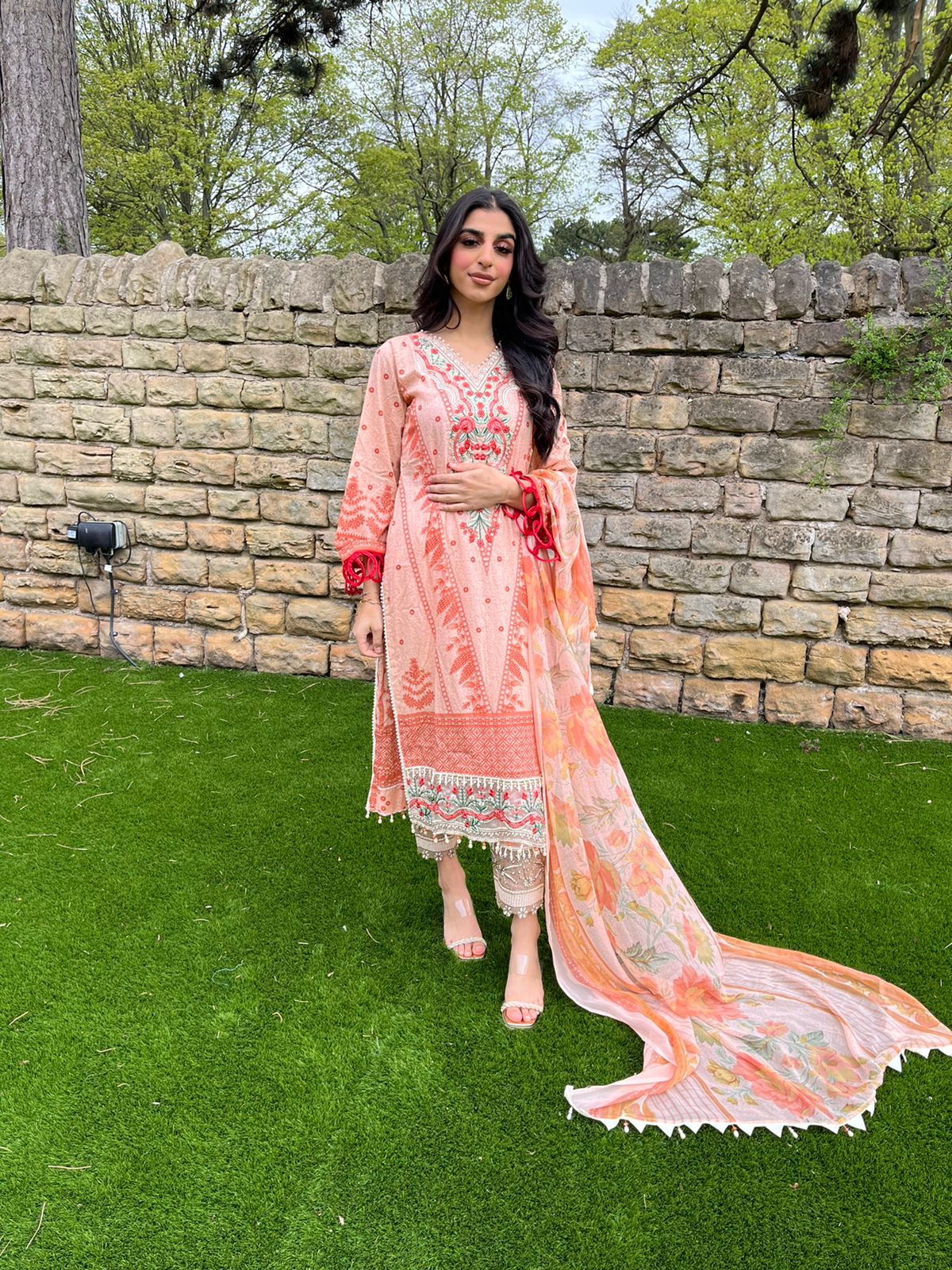 Luxury Lawn 3 Piece Suit