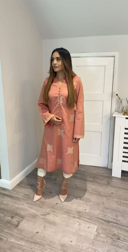 Embroidered Kurta | Ethnic by Outfitters